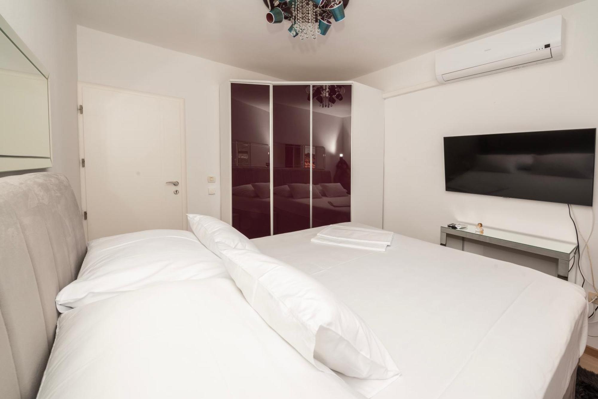 Lavanda Residence With Heated Pool Trogir Split Donji Okrug  Exterior foto