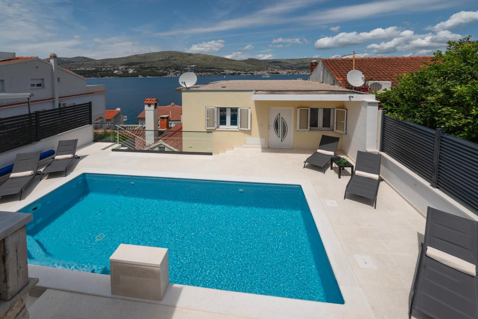 Lavanda Residence With Heated Pool Trogir Split Donji Okrug  Exterior foto